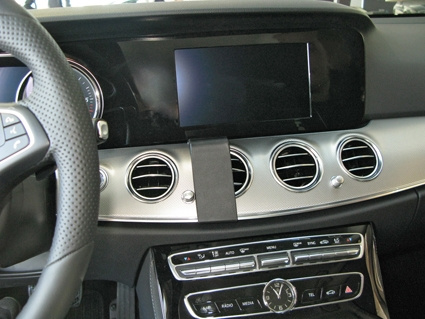 Brodit ProClip, Mercedes Benz E-Klasse, Limousine/Kombi 17