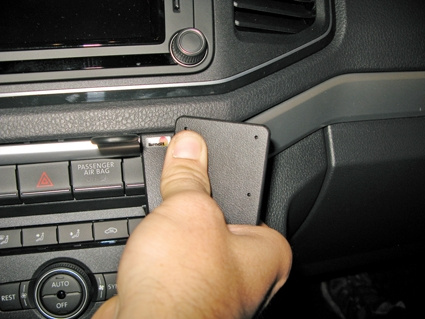 Brodit ProClip, Volkswagen Amarok 17-23