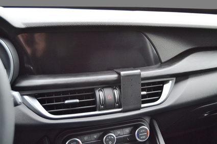 Brodit ProClip, Alfa Romeo Stelvio 16-