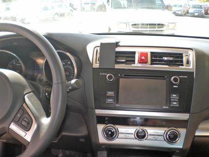 Subaru Outback 15-15, zentriert