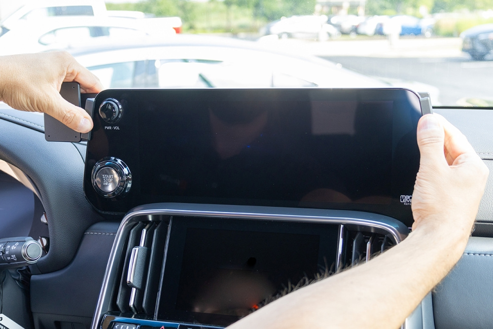 Brodit ProClip, Lexus LX Serie 22-