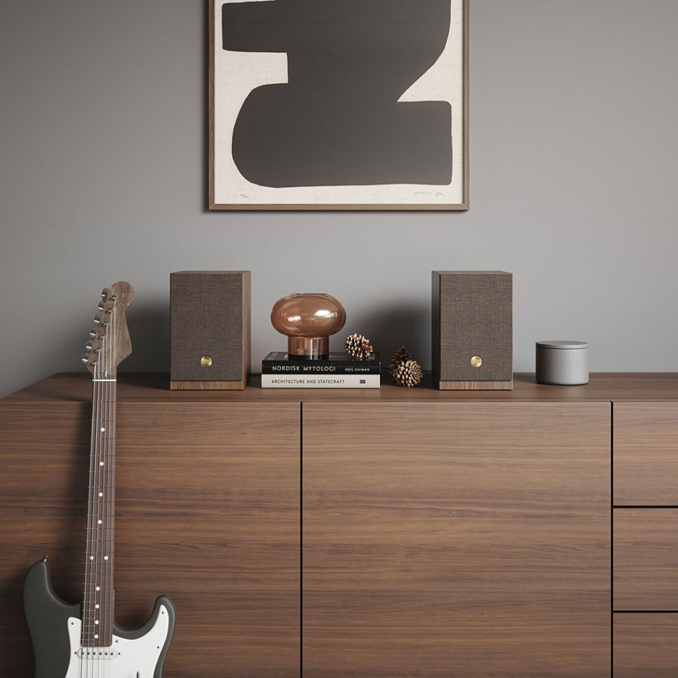 Audio Pro A28 W aktive Standlautsprecher mit Wi-FI, Nussbaum