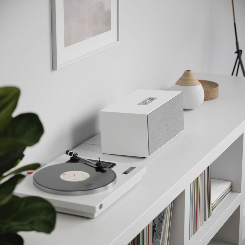 Audio Pro C20 Lautsprecher mit AirPlay 2, HDMI & mehr, weiß