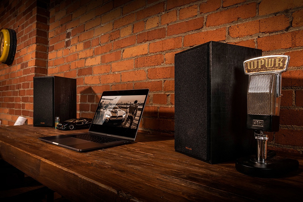 Klipsch R-41PM aktiver Lautsprecher mit Bluetooth, schwarzes Paar