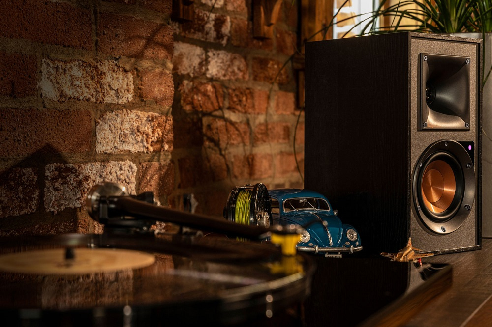 Klipsch R-41PM aktiver Lautsprecher mit Bluetooth, schwarzes Paar