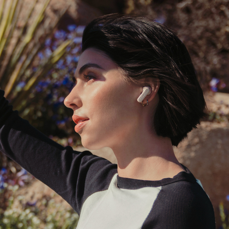 Urbanista Phoenix solarbetrieben aufladbare True-Wireless-Kopfhörer, Desert Rose