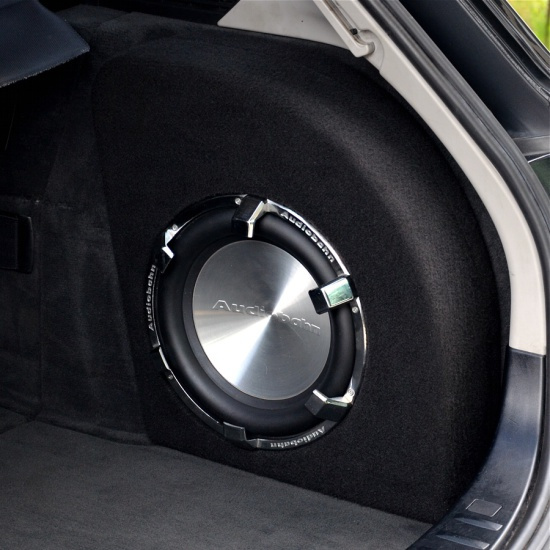Leeres Subwoofer-Gehäuse BMW 3er E91 Touring