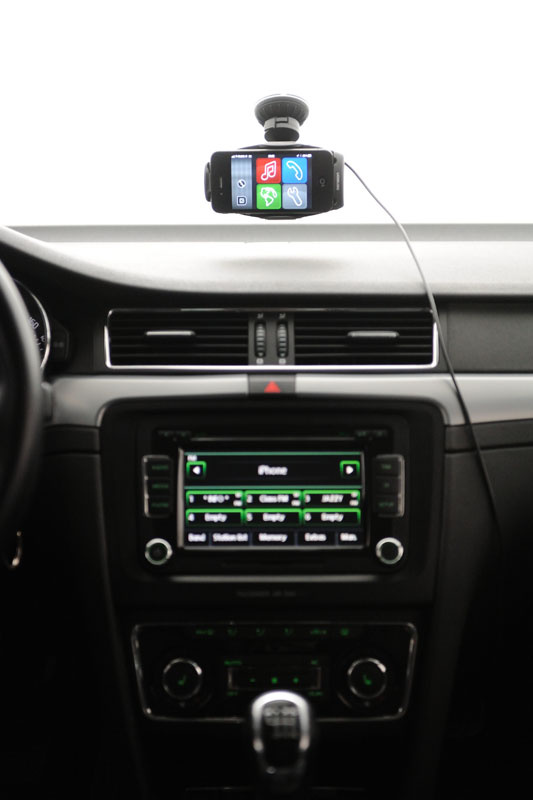 Dension IPH1CR0, iPhone-Dock