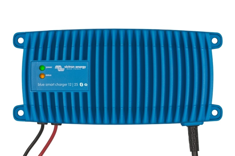 Victron Blue Smart IP67 wasserdichtes Batterieladegerät 25A, 12v