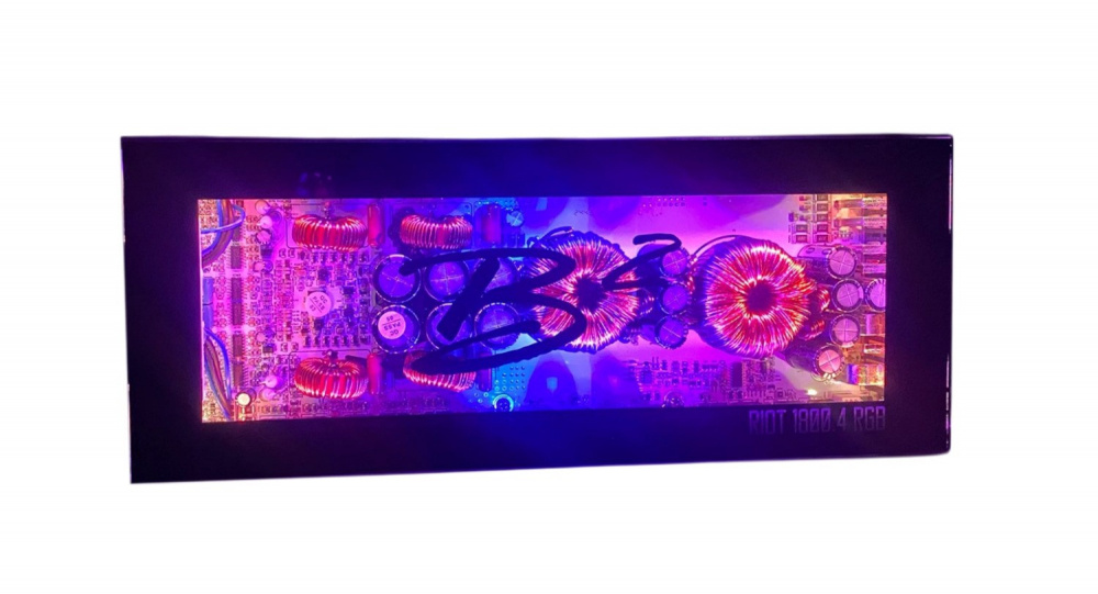 B2 Audio RIOT 1800.4 RGB, vierkanaliger Verstärker mit RGB-Beleuchtung