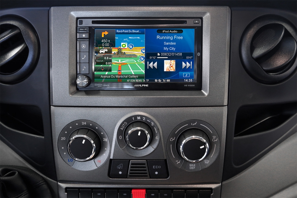 Einbaurahmen 2-DIN Iveco Daily, dunkelgrau