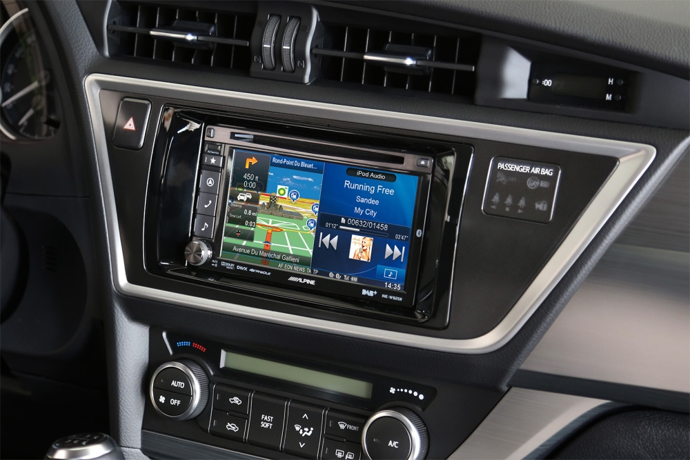 Einbaurahmen 2-DIN Toyota Auris, Piano Black