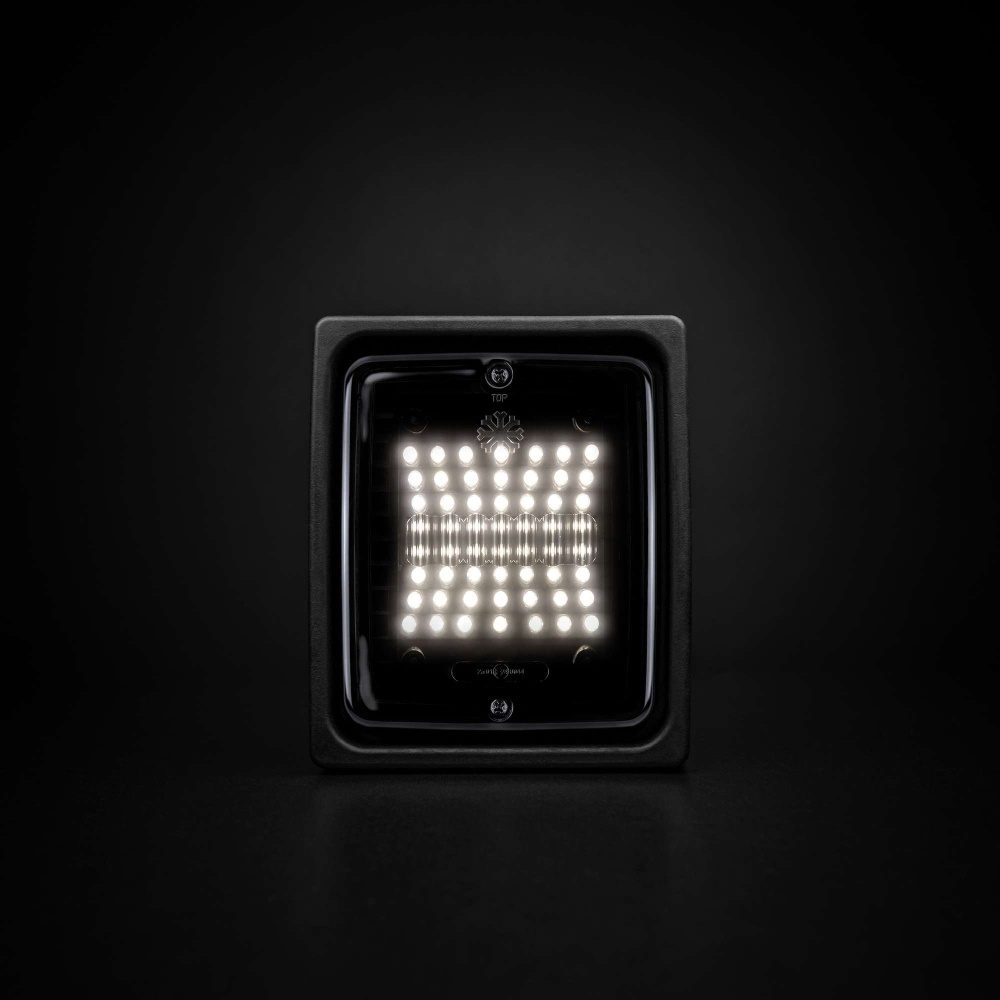 Strands Dark Knight Square Ize LED, Rückfahrlicht