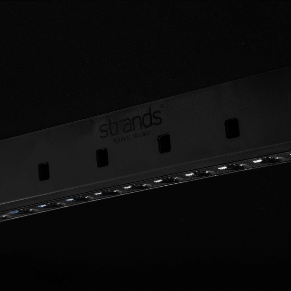 Strands NUUK E-Line Szenenlicht 80W