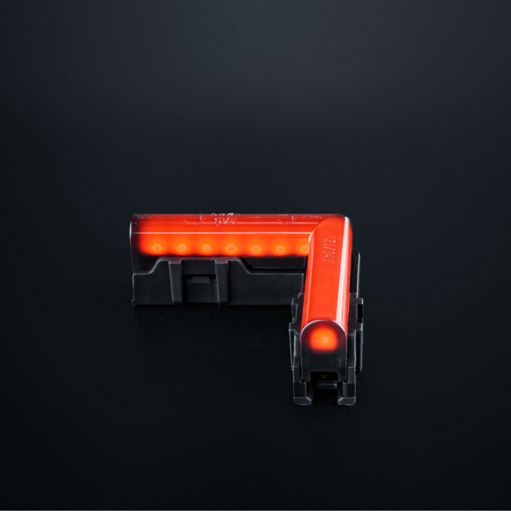 Strands Freedom Dark Line rotes Eck-Positionslicht