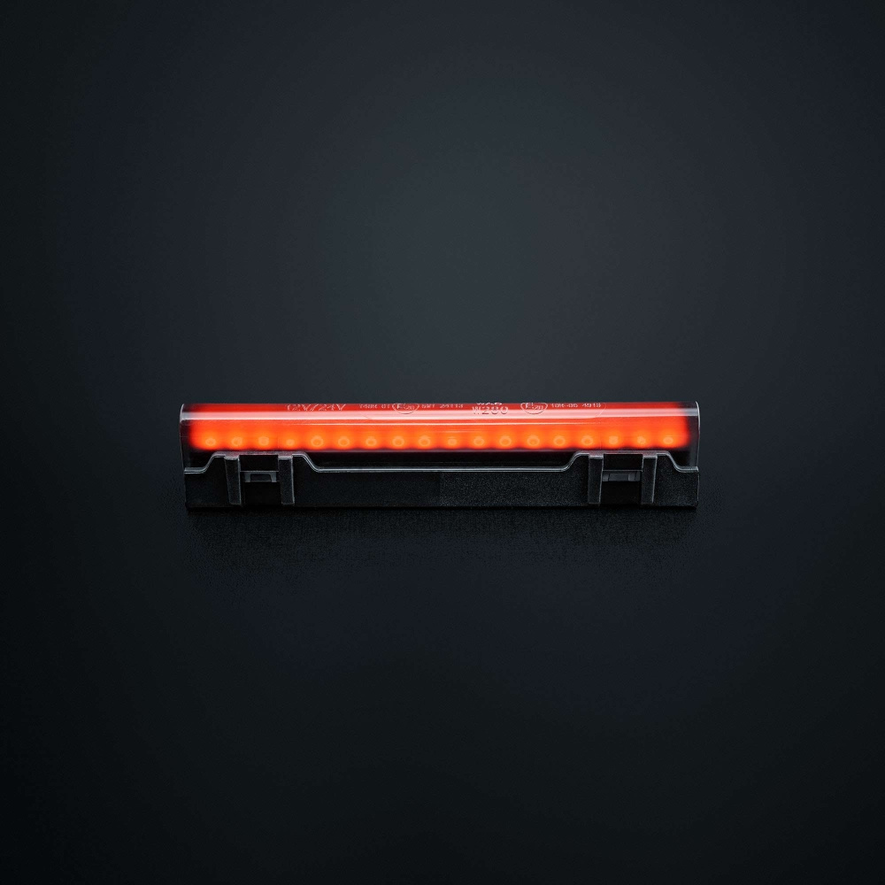 Strands Freedom Dark Line rotes Positionslicht