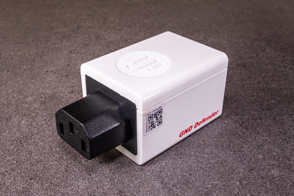 iFi Audio GND Defender, Masseschleifen-Unterbrecher