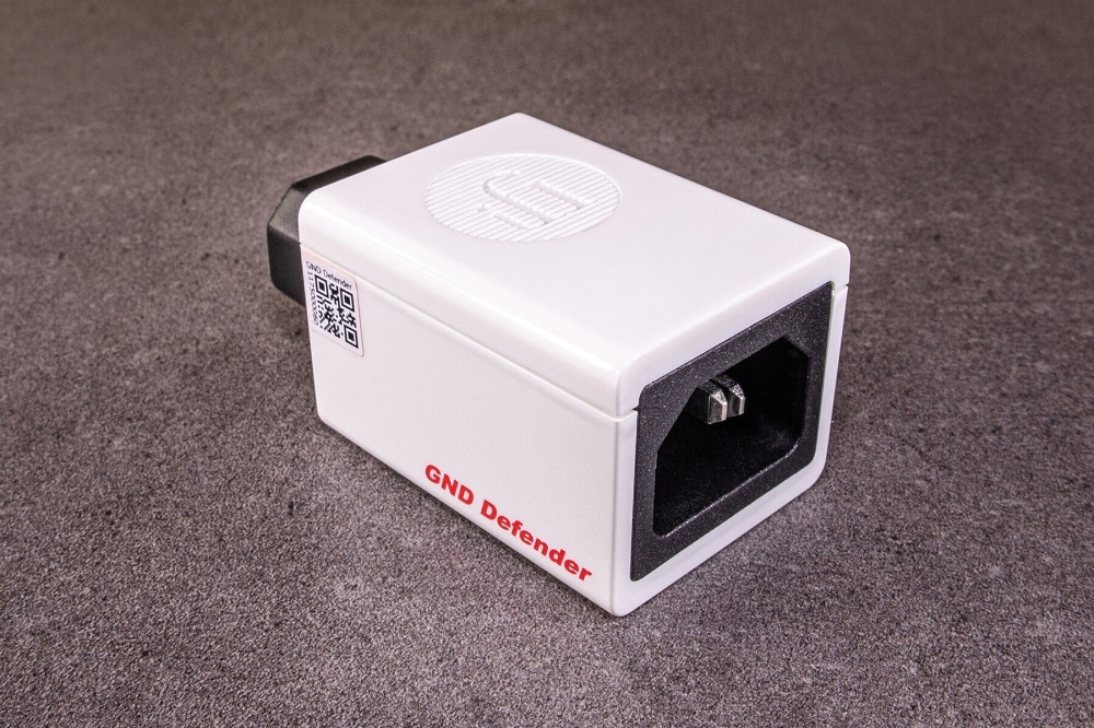 iFi Audio GND Defender, Masseschleifen-Unterbrecher