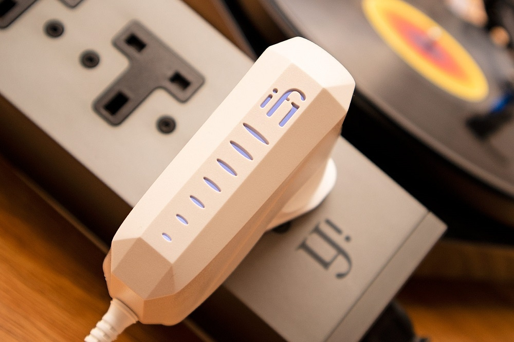 iFi Audio iPowerX Netzteil, 15V / 1.5A