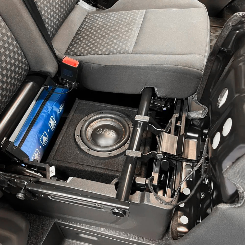 GAS MAX B1-16NI1, großartige 6.5-Zoll-Bassbox für Nissan NV200/e-NV200