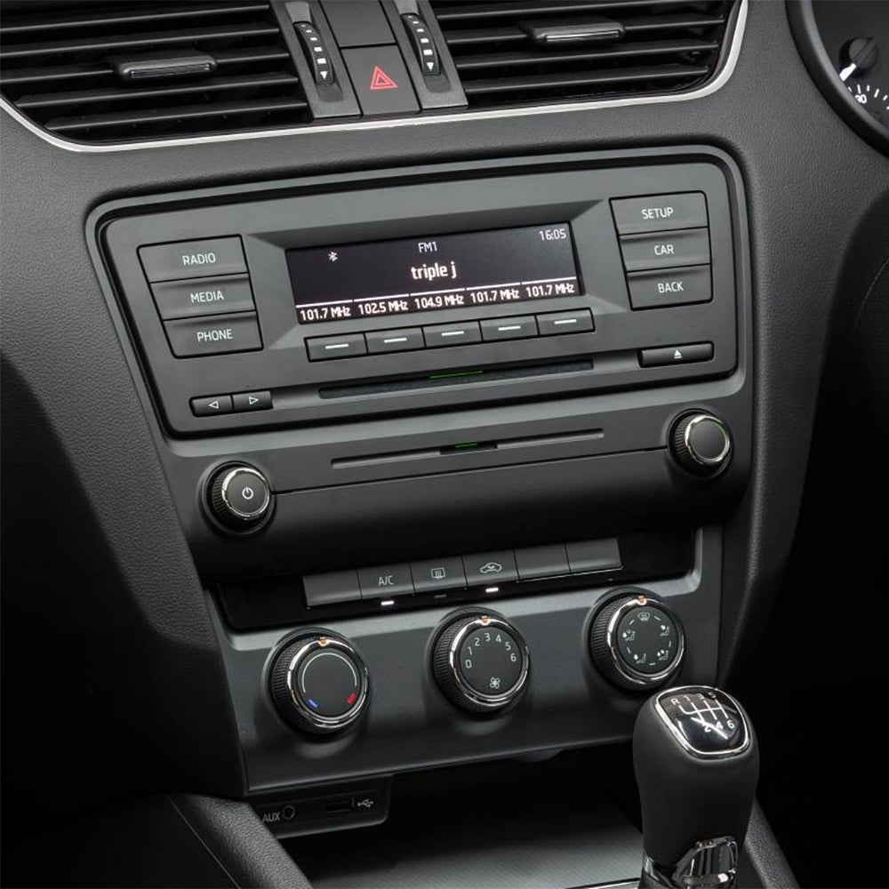 Kenwood DMX80AXS Autoradio-Paket für Skoda Octavia 5E 2013-2020
