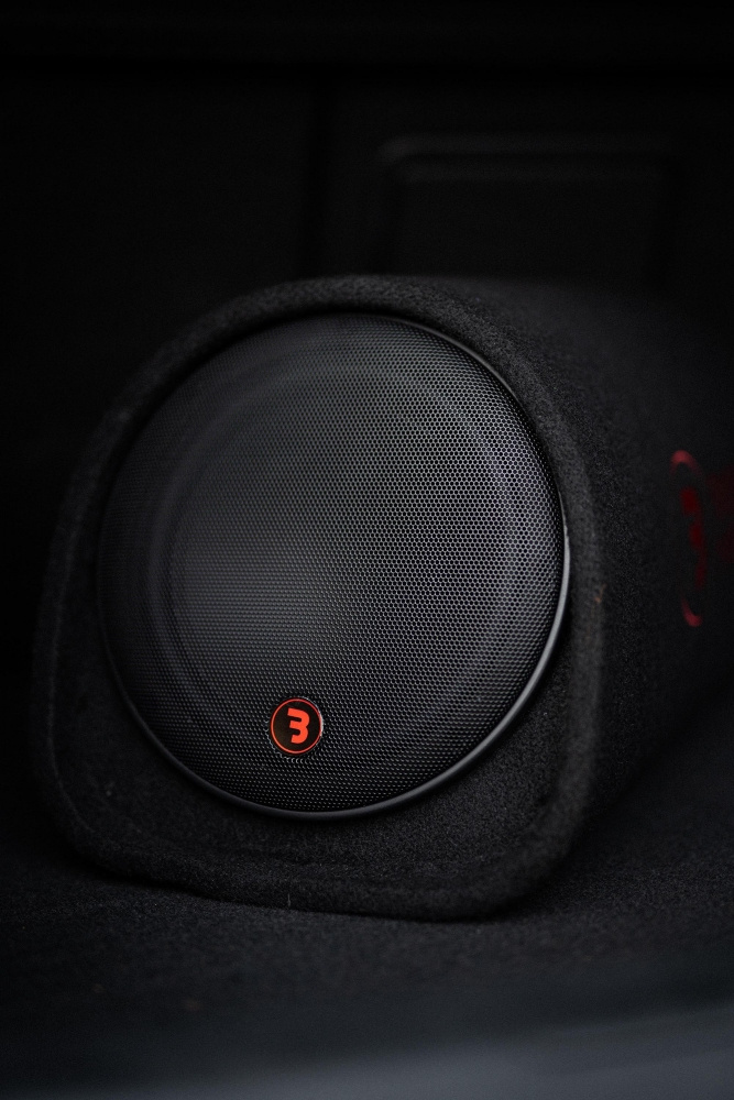 GAS GMV651BT mit Bass Habit Bassrohr und 6.5
